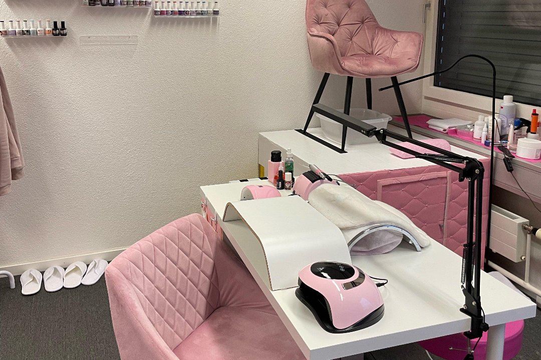 Princessnails-and-beauty, Regensdorf