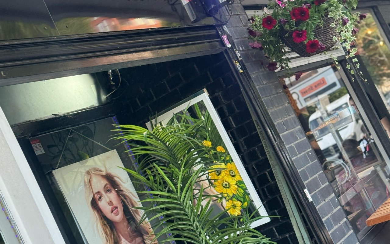 Curly Blow Dry near Cultural Quarter, Southampton Treatwell