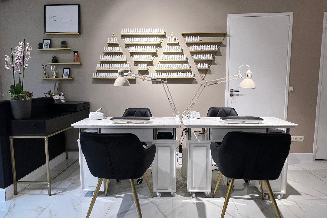 Juni Nails, Jan Pieter Heijestraat, Amsterdam