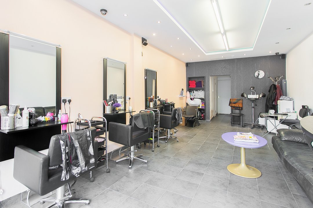 Starlook Hair And Beauty Salon, Hackney, London