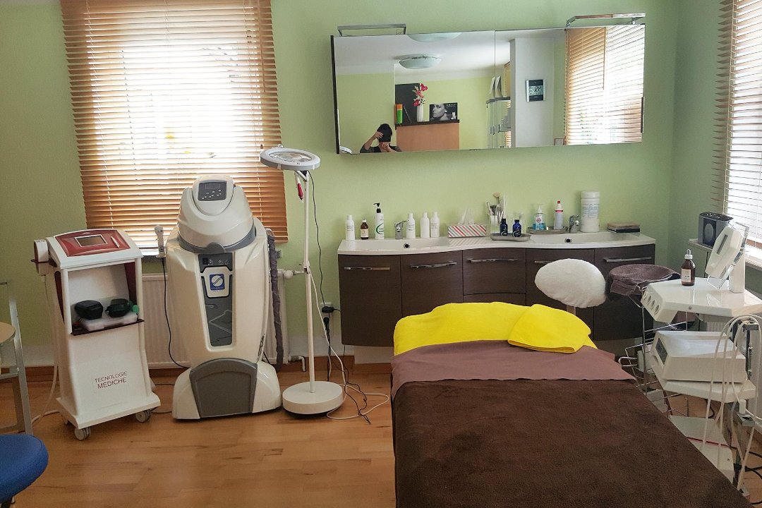 Friseur und Kosmetikinstitut -  Katrin Knörnschild, Hennigsdorf, Brandenburg