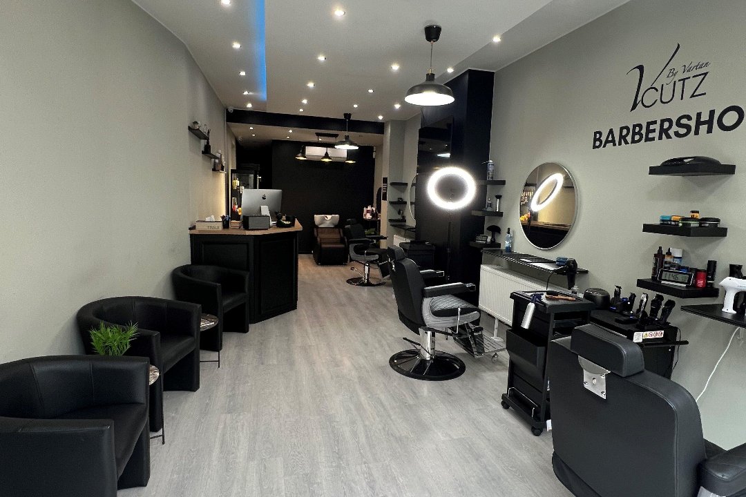 VCutz, Conscience, Evere