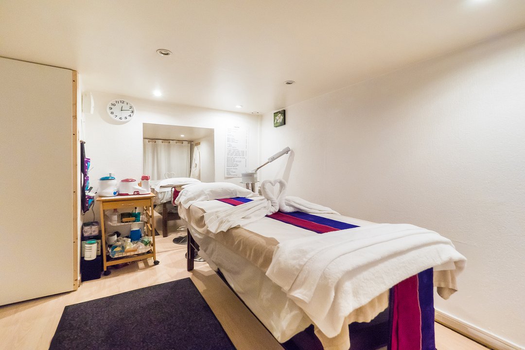 Yupha Beauté 9, Rue de Maubeuge, Paris