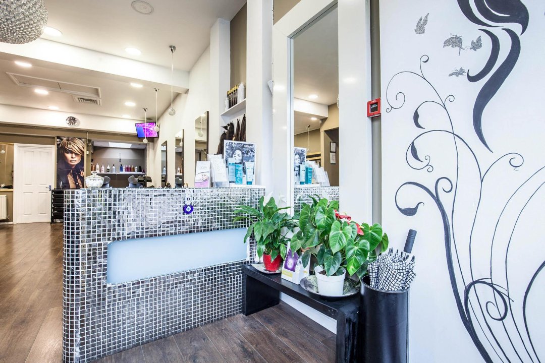 Cozy Hair & Beauty, East Finchley, London