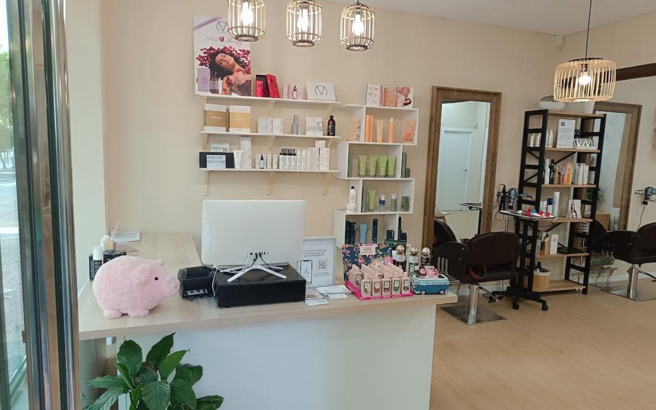 Alisado químico cerca de Parque Cruz Conde, Córdoba - Treatwell