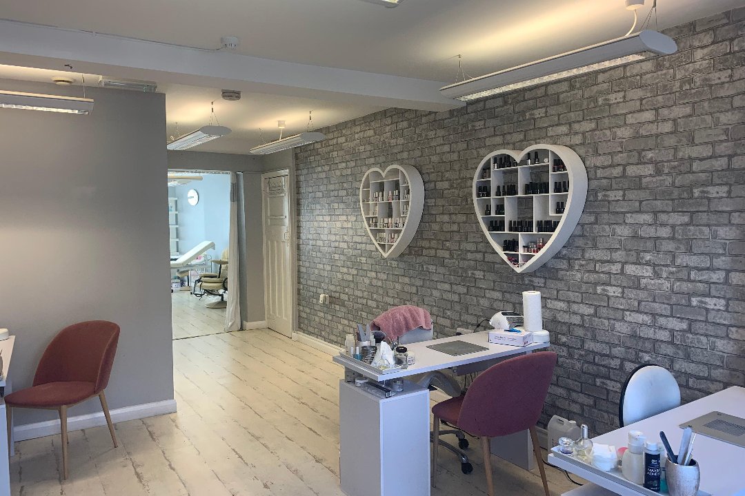 Salon 59, Broxbourne, Broxbourne, Hertfordshire