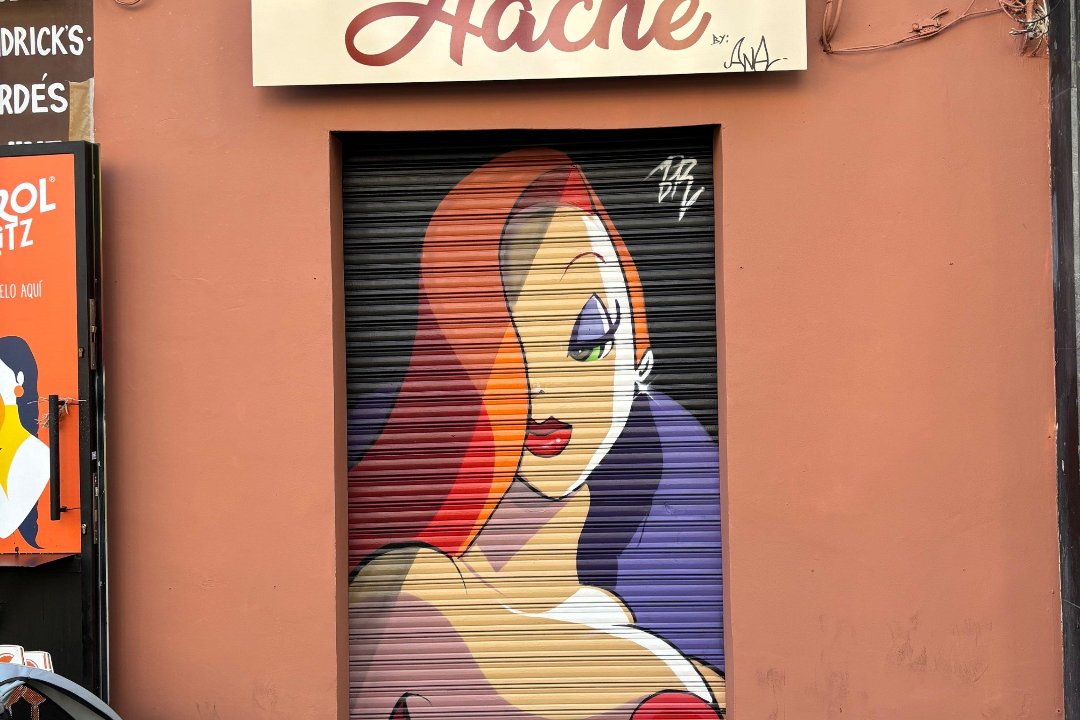 Ana Hache Plaza Chueca-, Chueca, Madrid