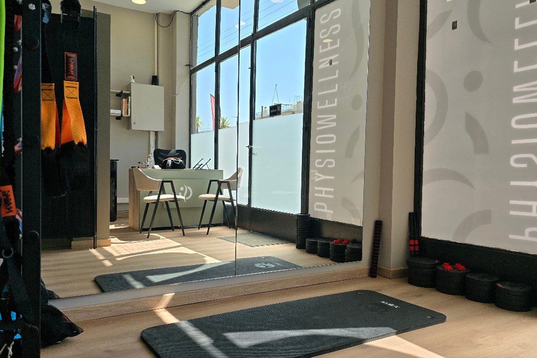 PhysioWellness Athens, Argyroupoli, Αττική