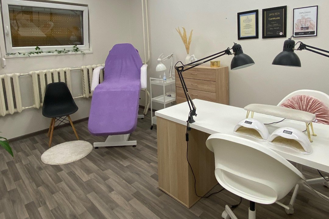 DEKA beauty house, Spaudos rumai, Vilnius