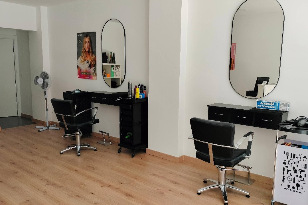 M´as Peluqueros+2, Plaza de la Reverencia, Madrid