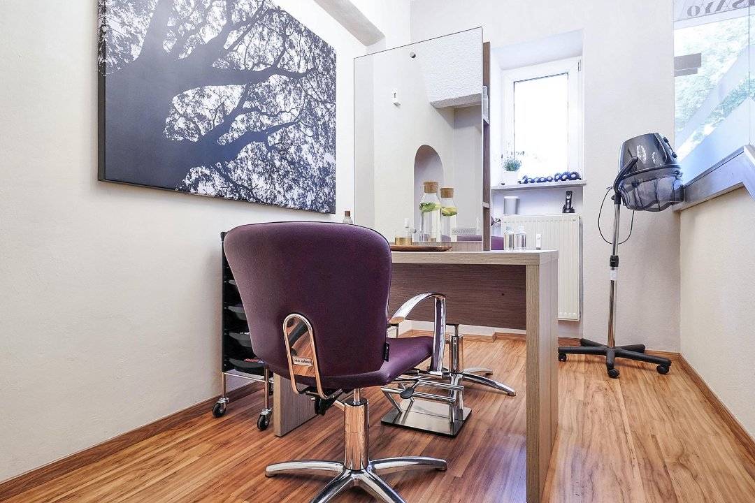 Isayo Friseure, Schwabing, München