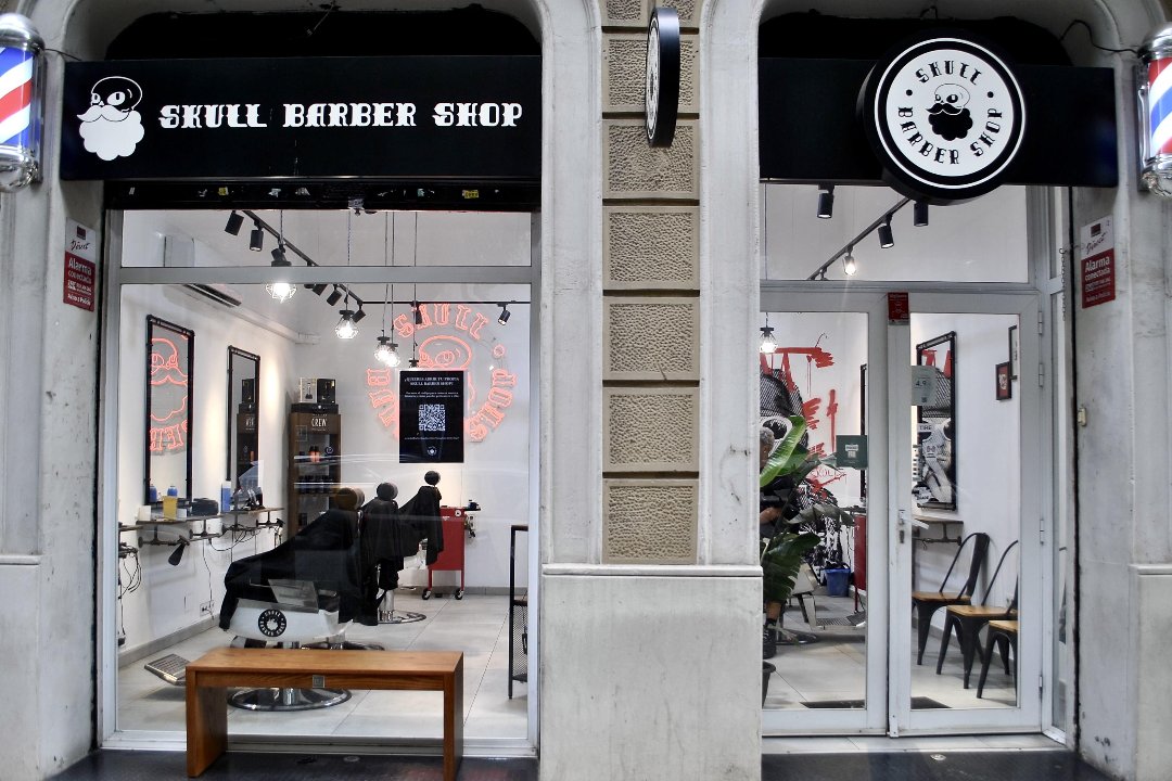 Skull Barber Shop Córcega, Sagrada Familia, Barcelona