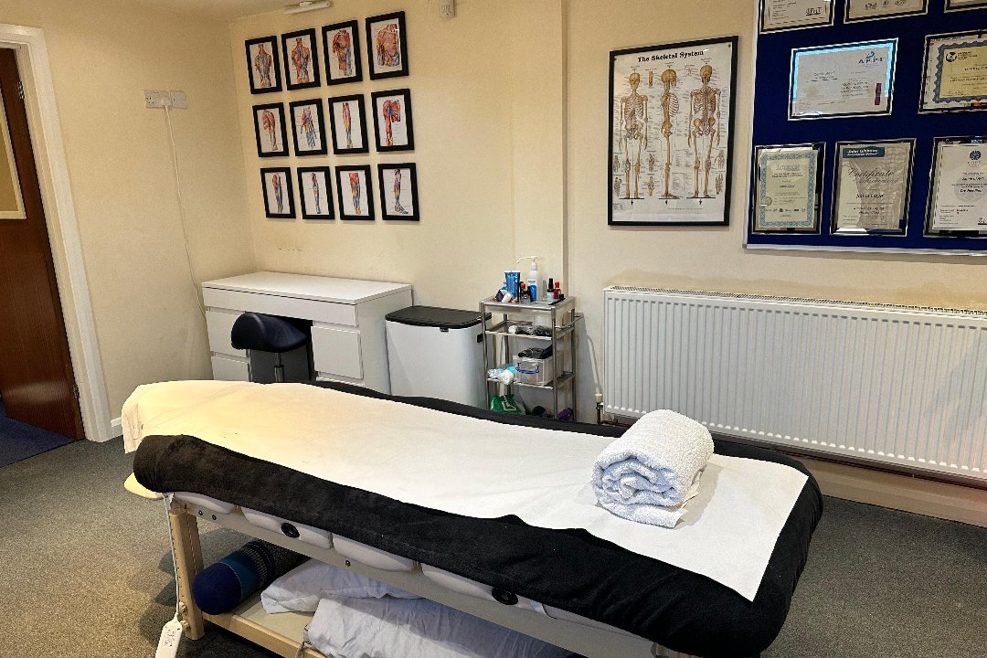 Jamie Lloyd Pain Relief Clinic, Esher, Surrey