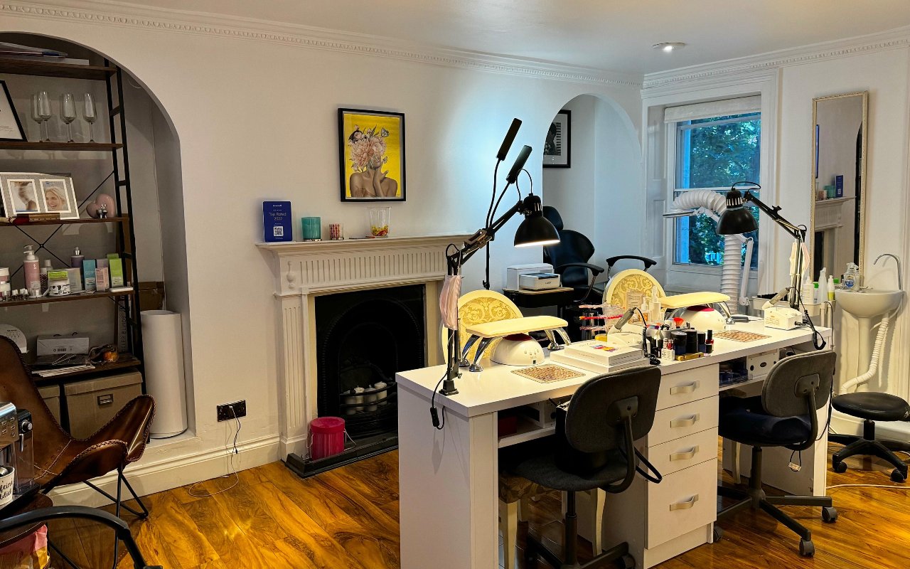 Interior of Mayfairlash Beauty Salon Knightsbridge in London