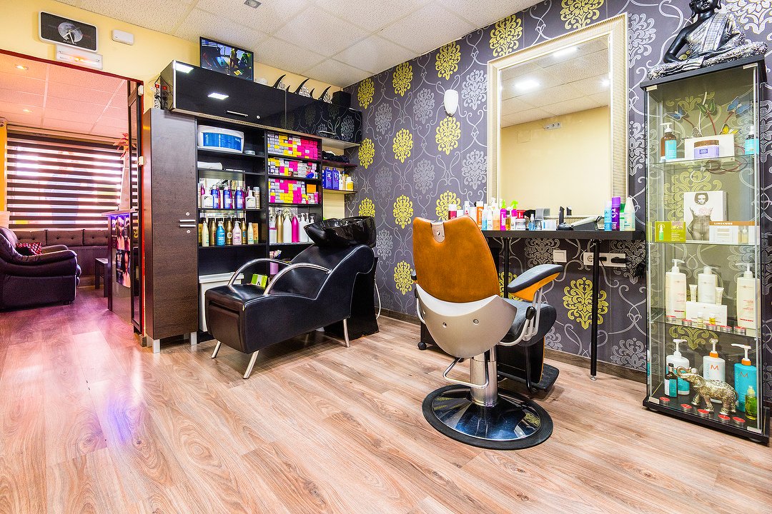 Peluquería y Belleza Roel, Pueblo Nuevo, Madrid