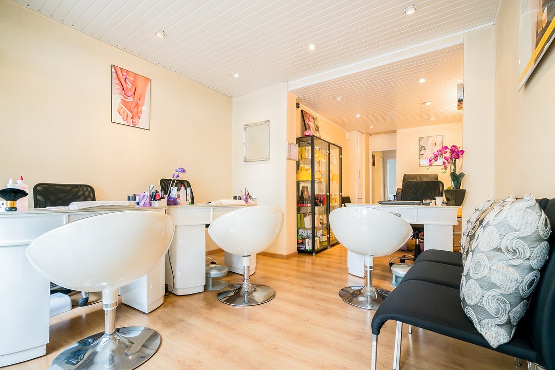 123 Beauté, Bois-Colombes, Hauts-de-Seine