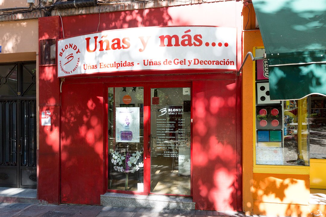 Uñas y Más, Palos de Moguer, Madrid