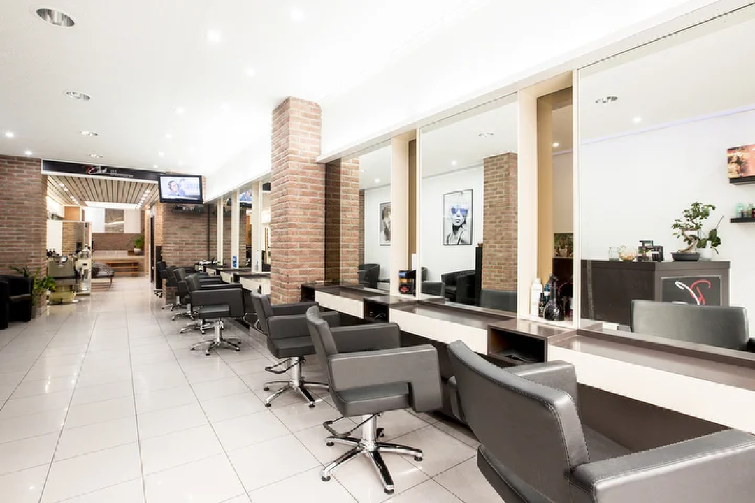 RClub Etterbeek Coiffeur & Babier, Saint-Pierre, Etterbeek