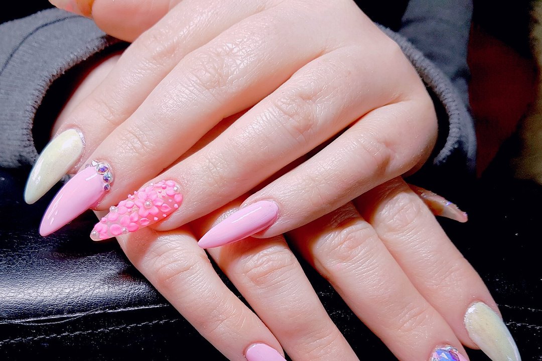Bling Bling Nail Designs, Slough, Berkshire