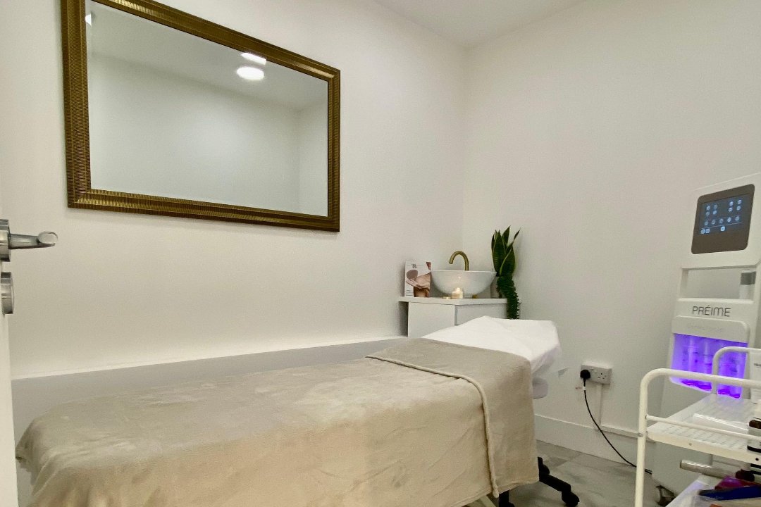 True Radiance Clinic | Beauty Salon in Enfield Chase, London - Treatwell