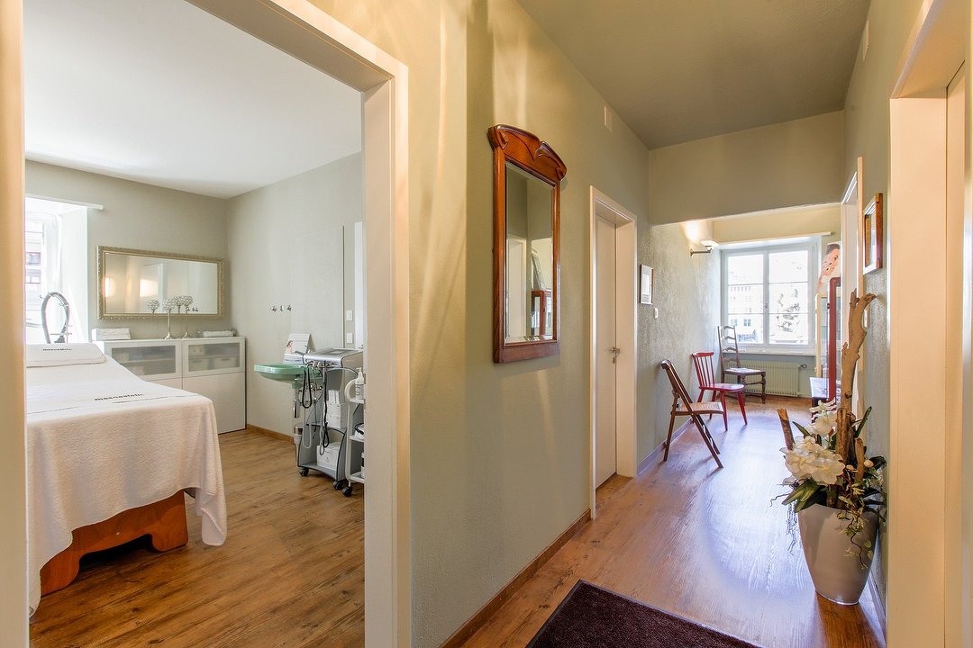 Soraya Brazilian Waxing, Kreis 1, Zürich