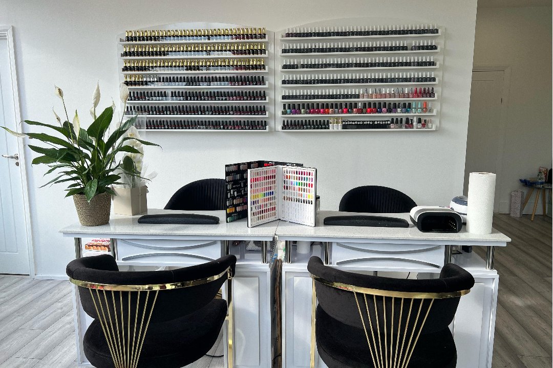 Suna beauty ltd, Central Square, London