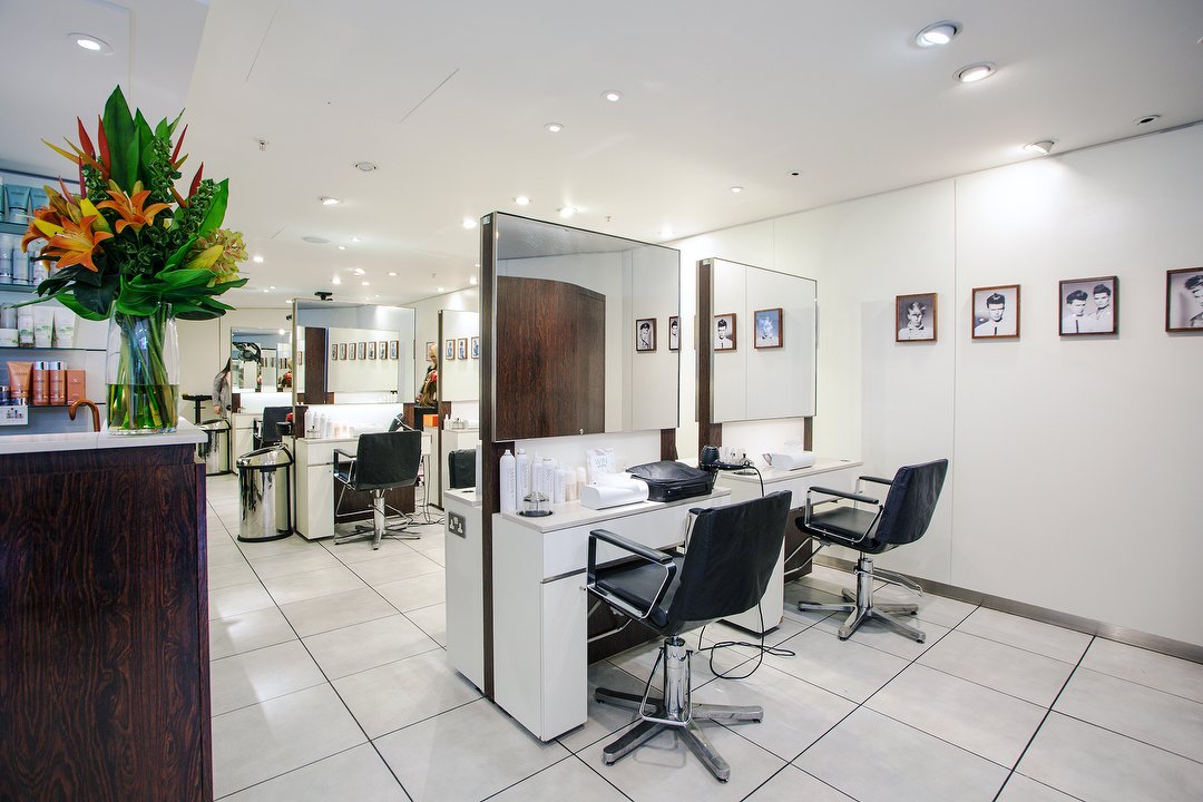 Sassoon Salon Manchester Hair Salon In Central Retail District Manchester Treatwell