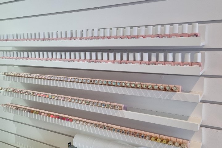 Alexa Nails - Onglerie 8 Stainbeck Avenue - Photo de galerie - OneBooking