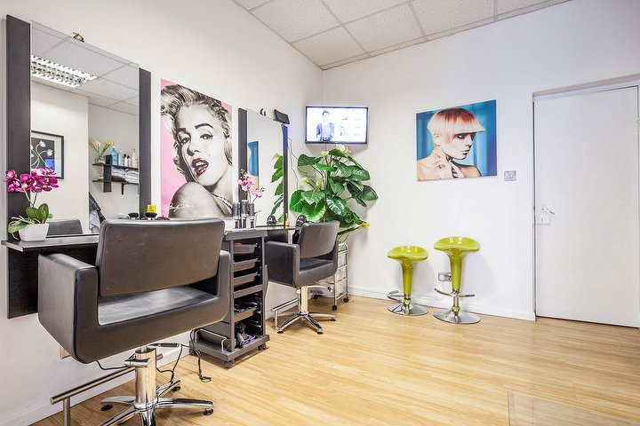 Shiny Stars | Hair Salon in Wimbledon, London - Treatwell