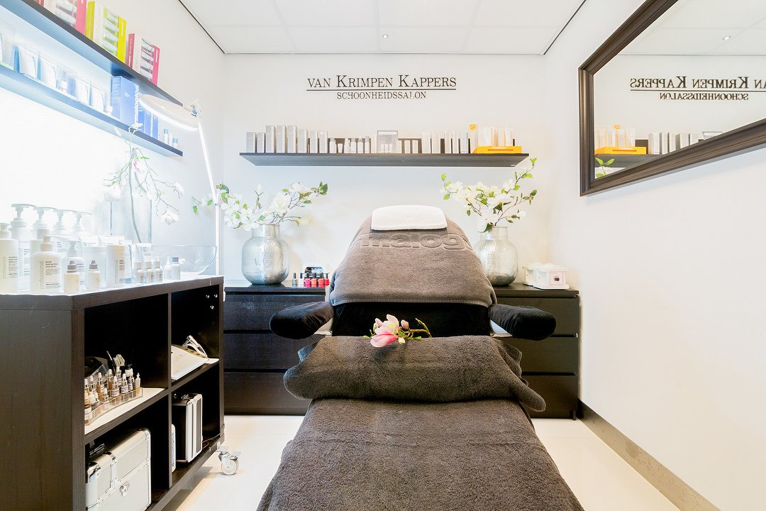 Beautysalon Contour - Bisonspoor, Bisonspoor, Provincie Utrecht