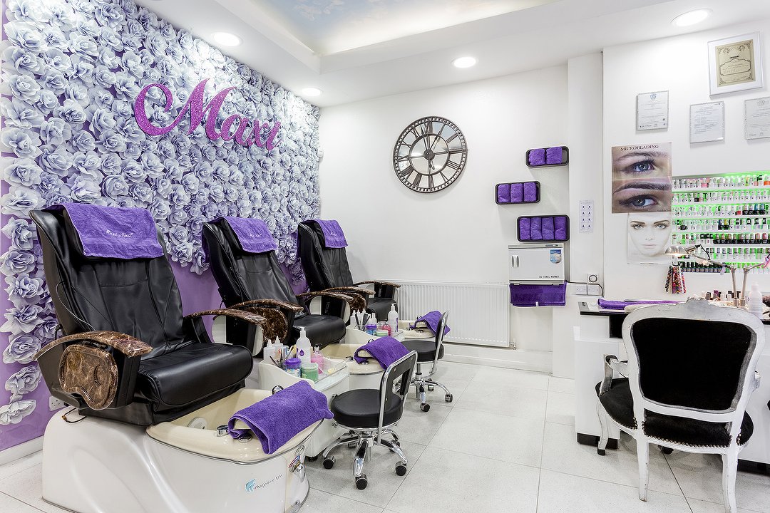 Maxi Nails, Arnos Grove, London