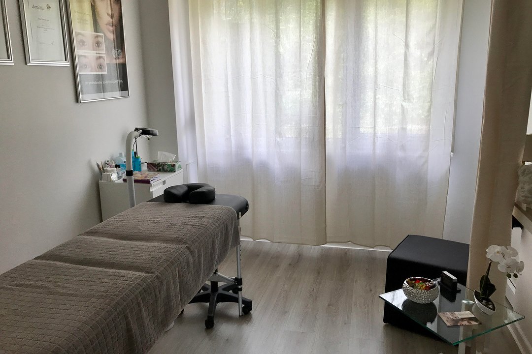 Lashes & Beauty by Kim, Hürth, Rheinland