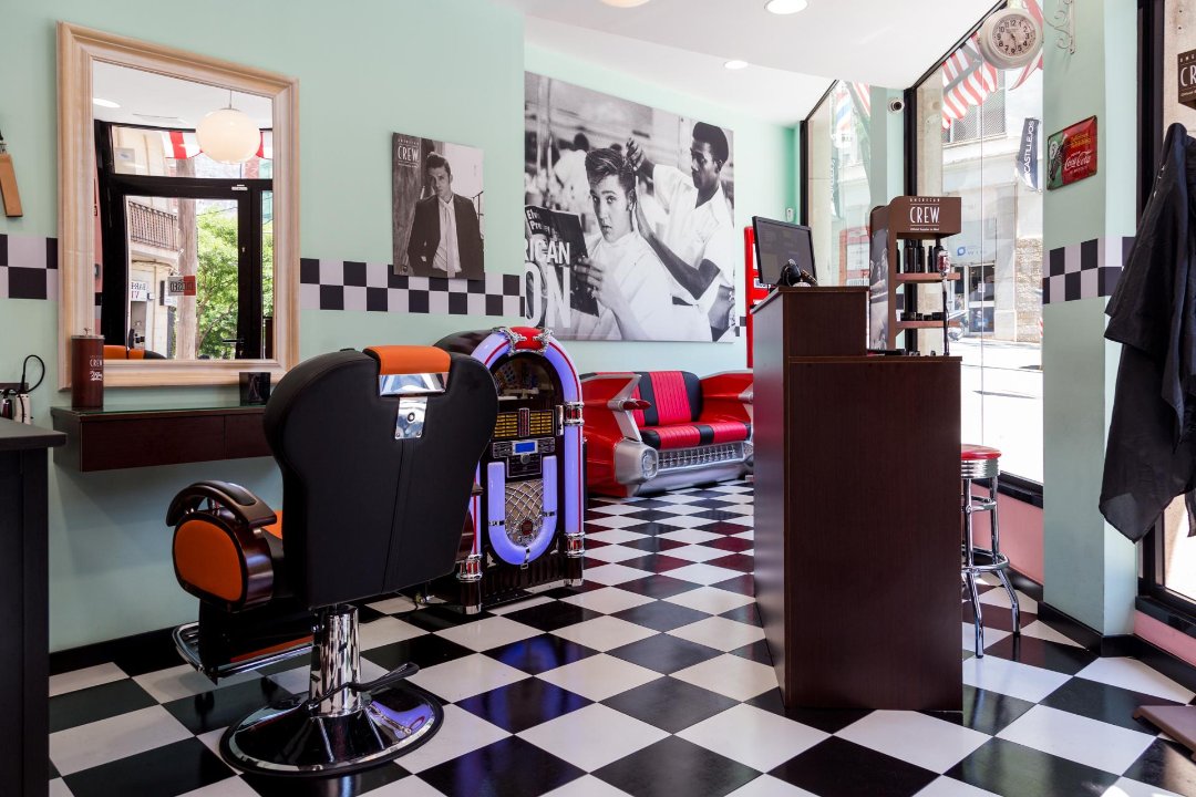 Moy's Barber Shop, el Baix Guinardó, Barcelona