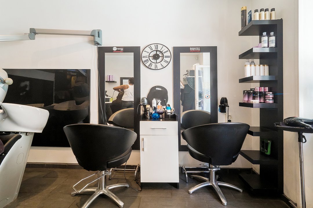 Myriam Coiffure, Métro Cambronne, Paris