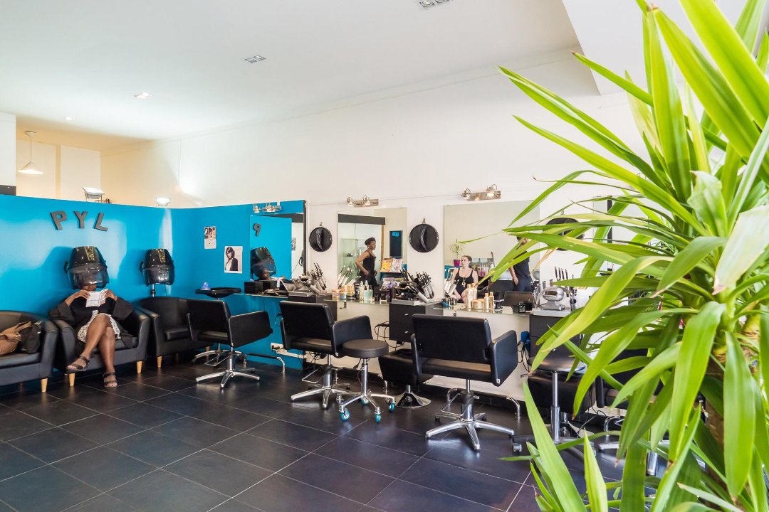 Pierre-Yves Lila Coiffure - Paris 13, Bibliothèque François-Mitterrand, Paris