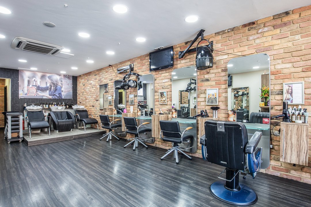 Stasi Salon Archway, Archway, London