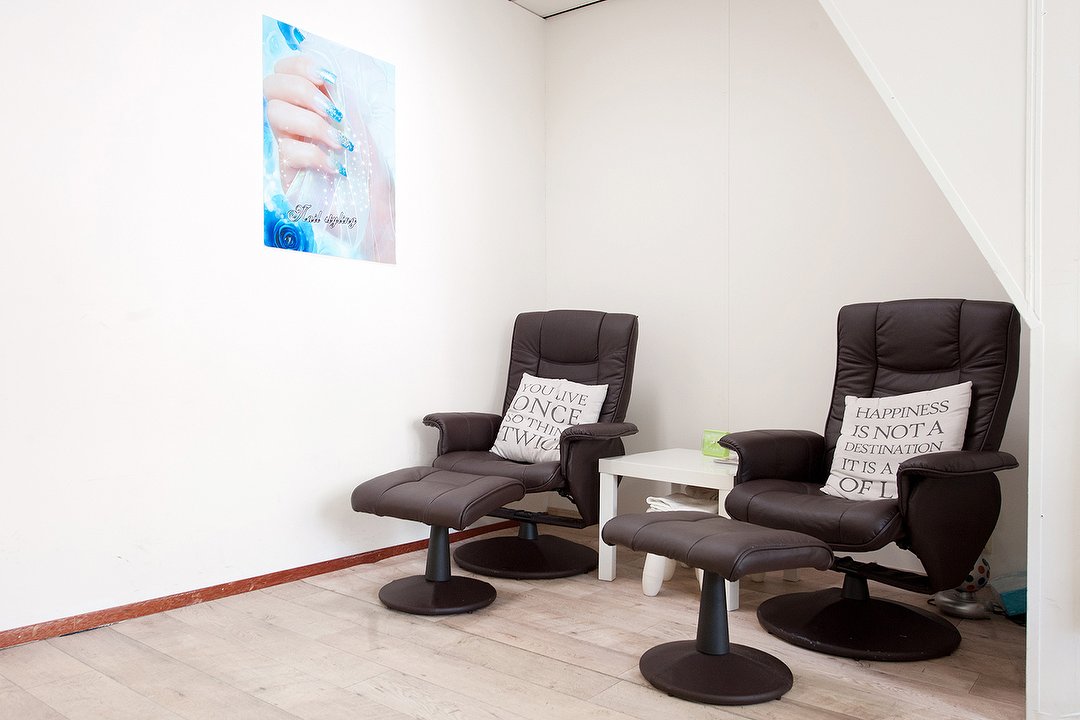 XiangFei Salon, Hof van Delft, Zuid-Holland