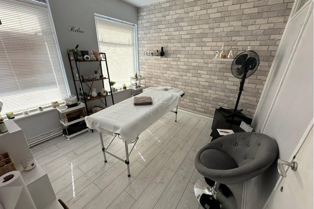 Evolé Clinic, The Mall Romford, London
