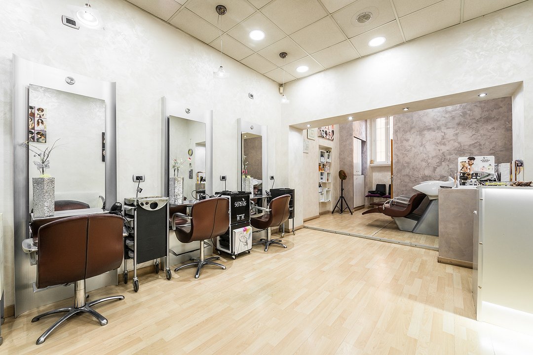 Hair Fashion Studio, Casal Bertone, Roma