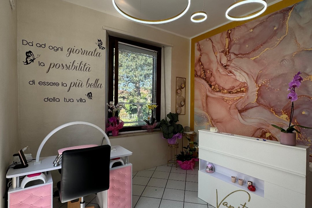 Vanitosa di Simona Verando, Sangano, Piemonte