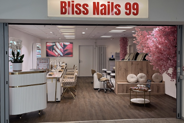 Bliss Nails 99