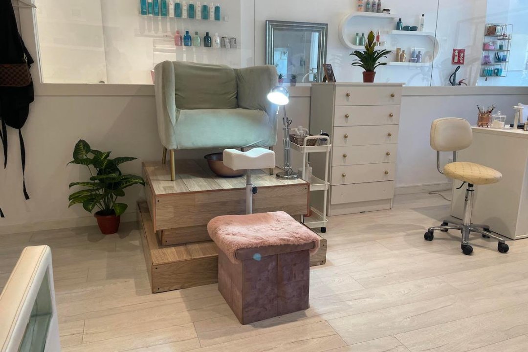 New Aesthetic Peluquería Uñas y Estética, la Maternitat i Sant Ramon, Barcelona