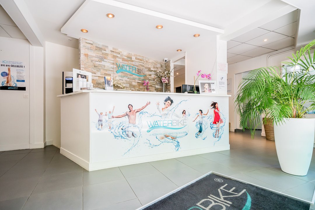 Waterbike® - Faidherbe, Métro Ledru-Rollin, Paris