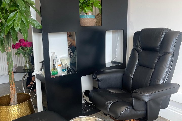 Beauty Care by Larissa @ Hair by Dmand - Onglerie 477, Otley Road, Adel, - Photo de galerie - OneBooking
