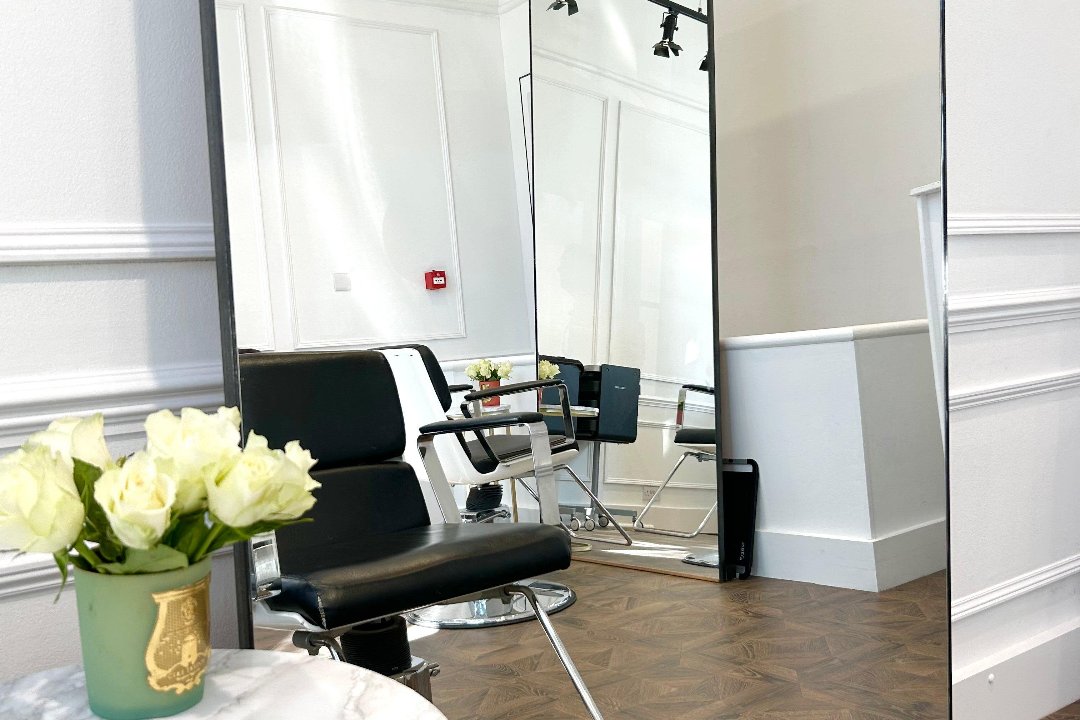 Hair Privé Colour Specialist Salon, Pimlico, London