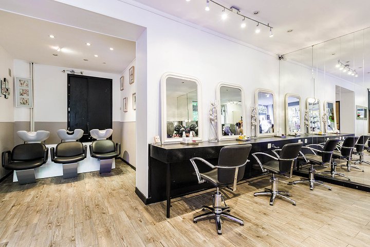 Salon naturel chez SO - Coiffure Paris - Photo de galerie - OneBooking
