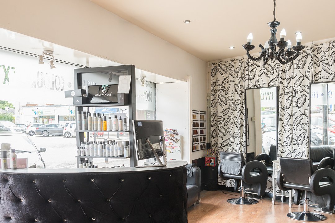 Glitz 'n' Glam Hair and Beauty, Stenhouse, Edinburgh