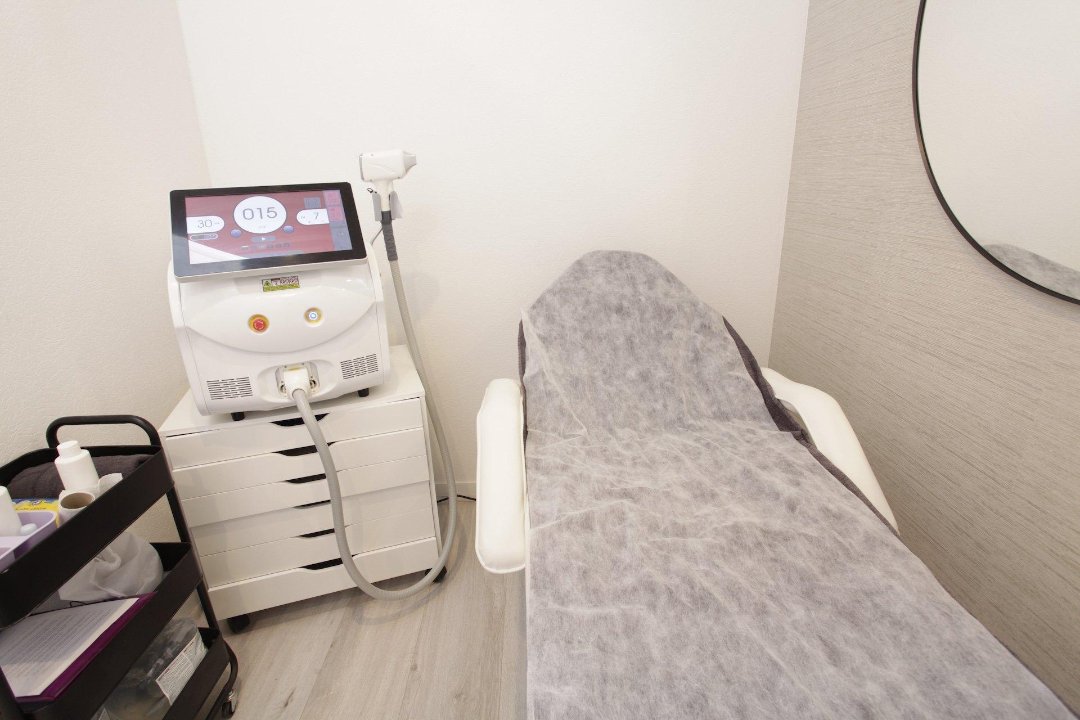 Evolve Laser Clinic Rotterdam, Mariniersweg, Rotterdam