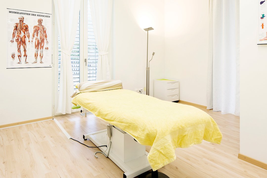 Massagepraxis Carpio, Kreis 11, Zürich