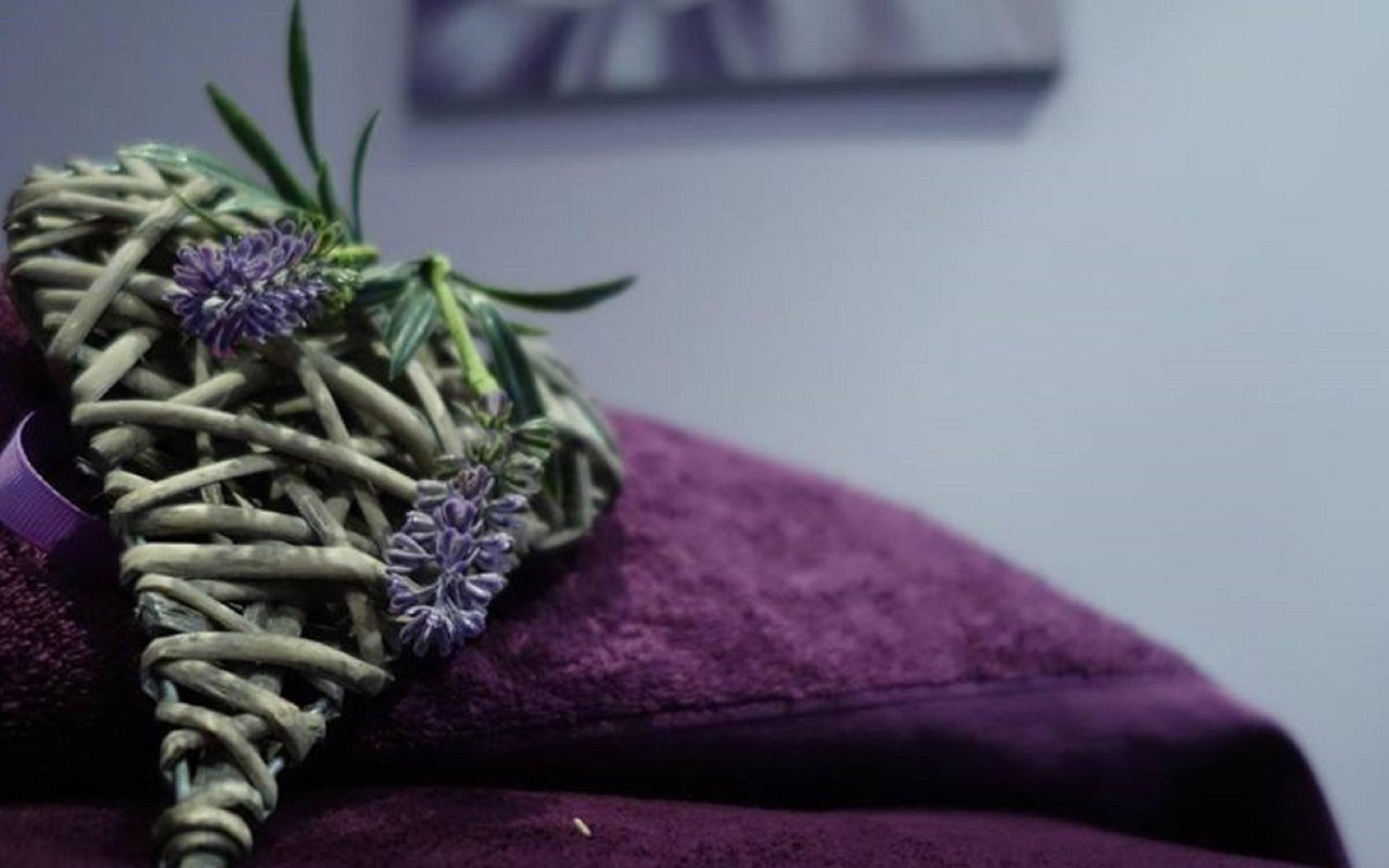 Back, neck & shoulder massages near Bellsquarry, West Lothian Treatwell